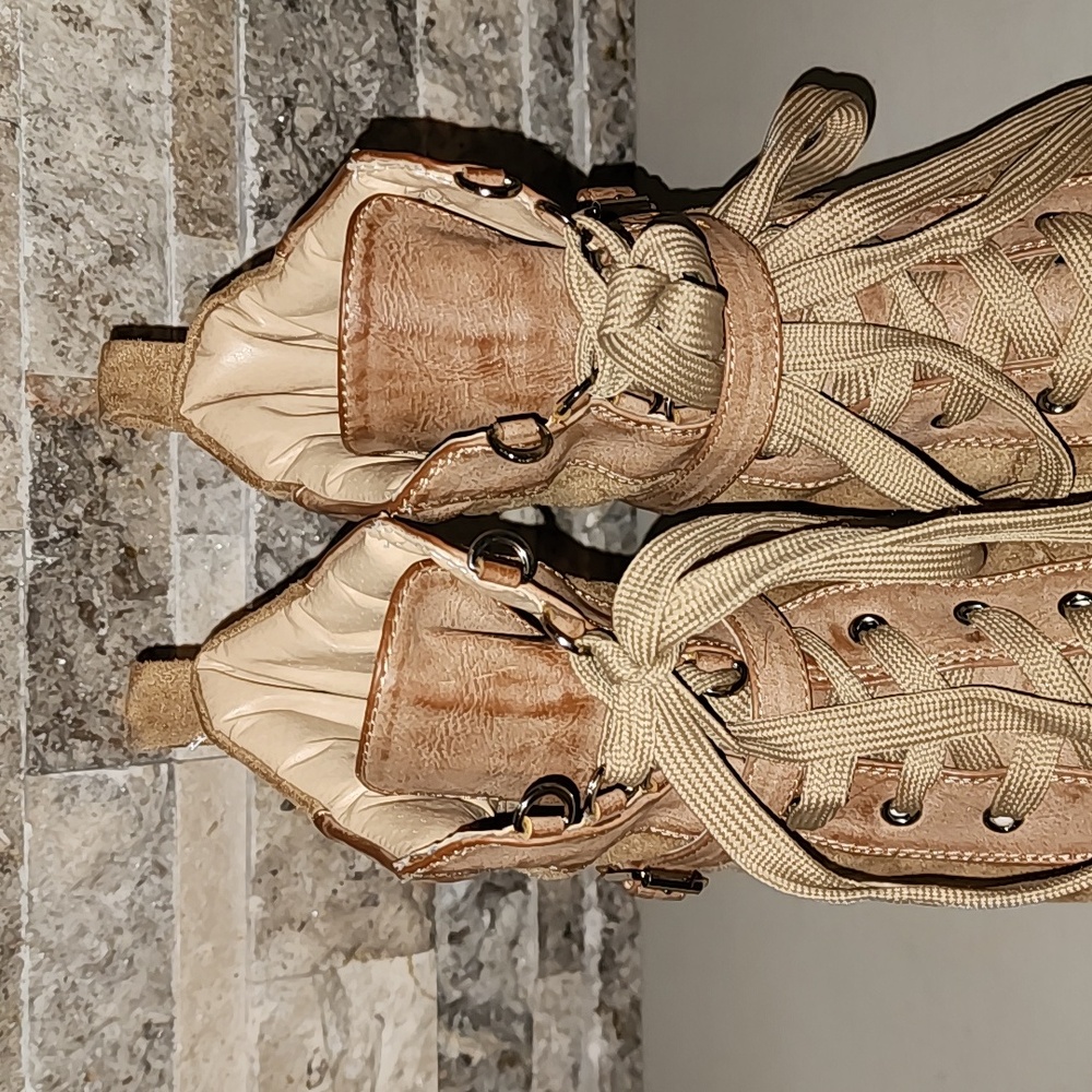 Azalea Wang Tan Boots - Picture 6 of 11